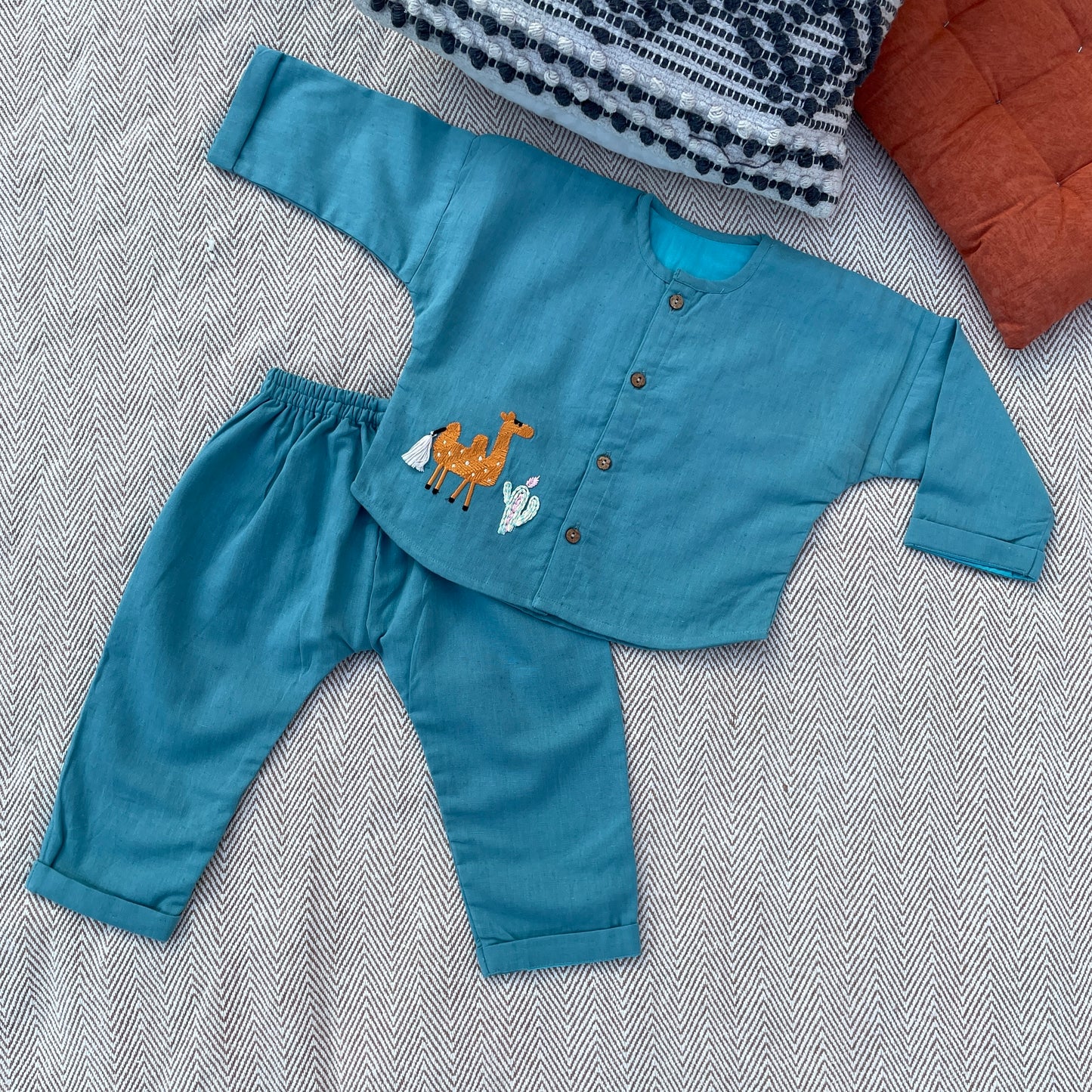 Double humped Camel Co-ord set