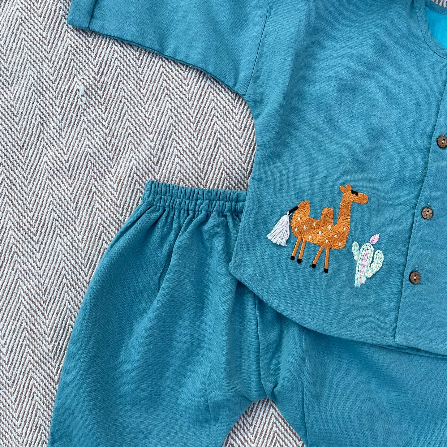 Double humped Camel Co-ord set