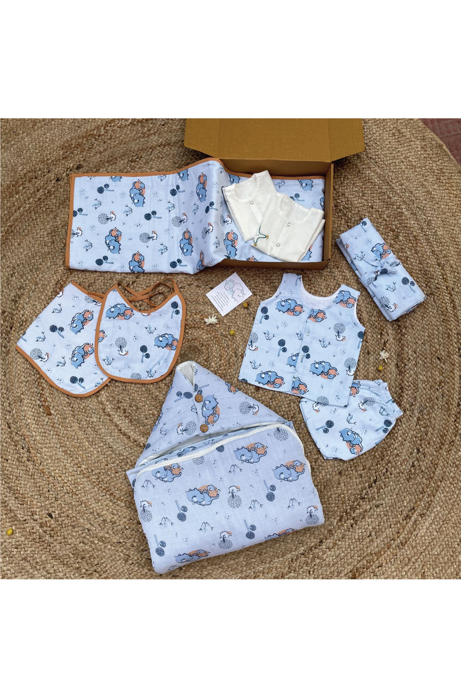 Elephant Clan Muslin Jumbo Gift Bundle(8 articles)