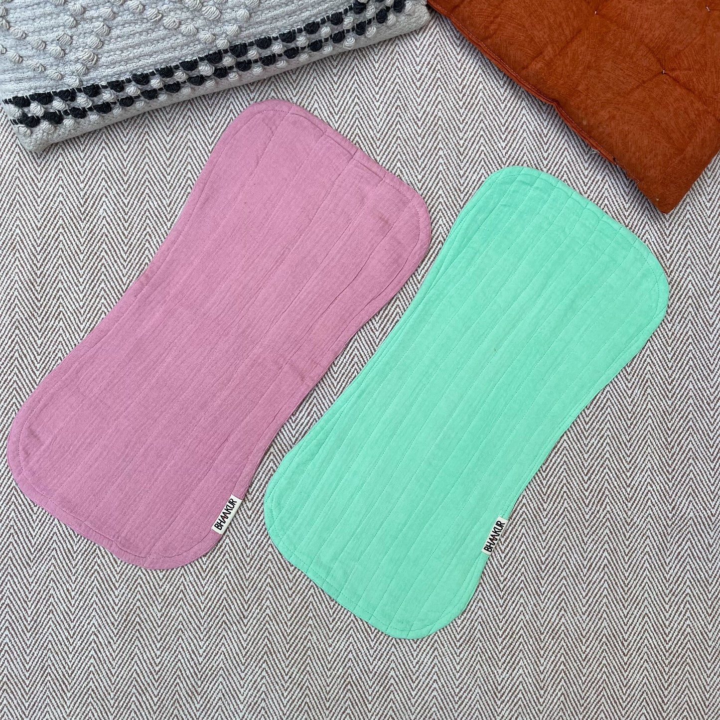 Set of 2 Muslin Burp Clothes for Babies