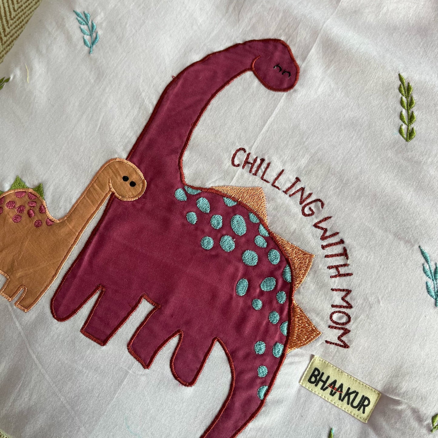 Chilling With Mom Dino - Baby Carrier Nest