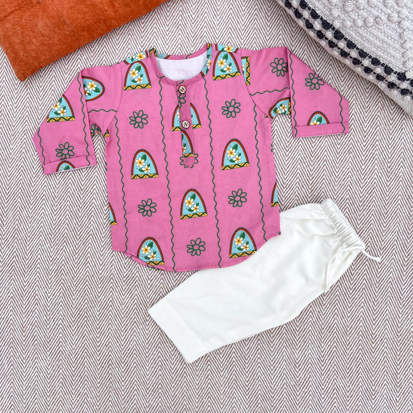 'Nani Ghar ka Champa'- Organic Cotton Unisex Pink Floral Kurta Set