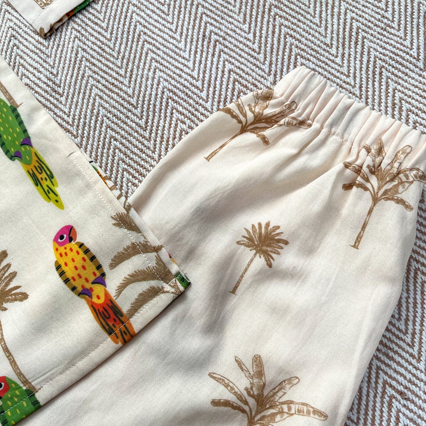 Mul Chanderi 'Parrot Party' Kurta Set for Boys