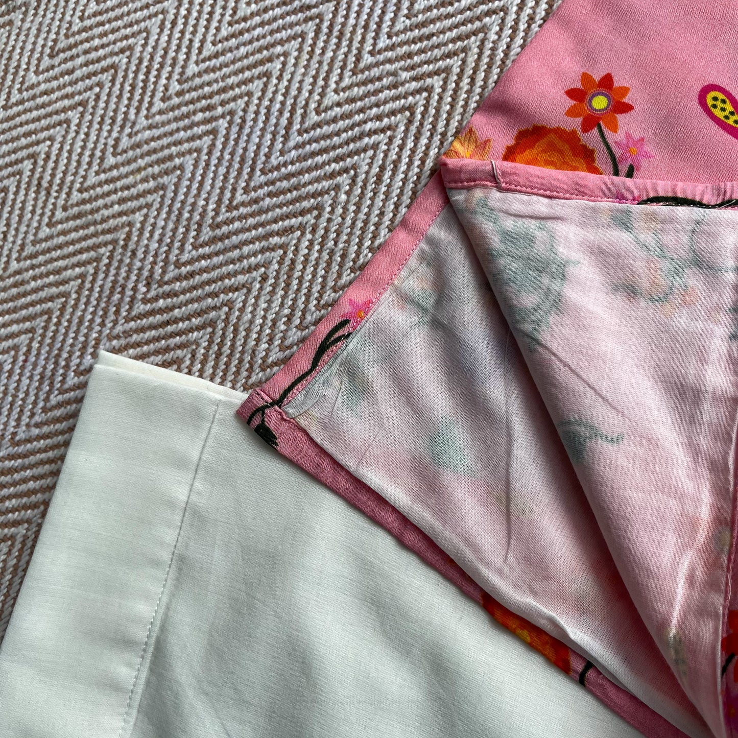Mul Chanderi 'The Pink City's Peacock' Kurta Set for Boys