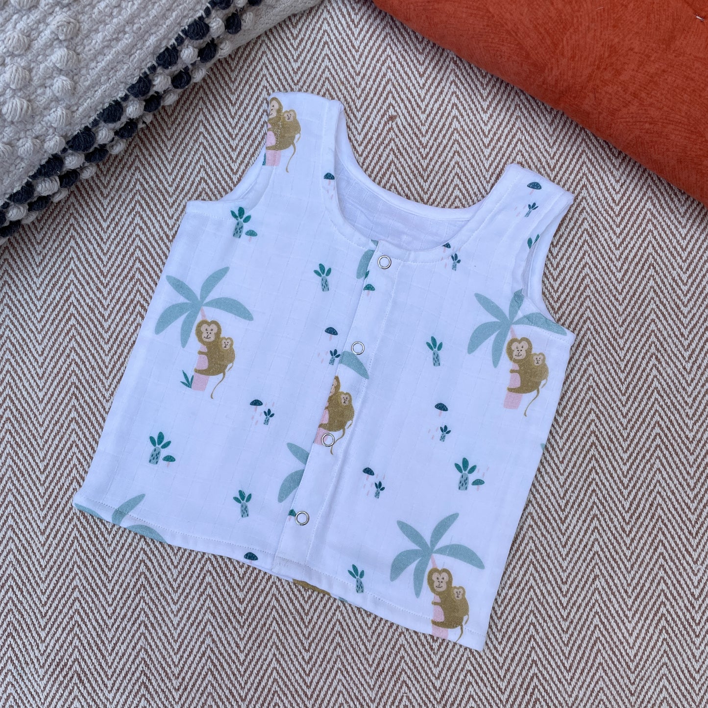 Monkeying around muslin set
