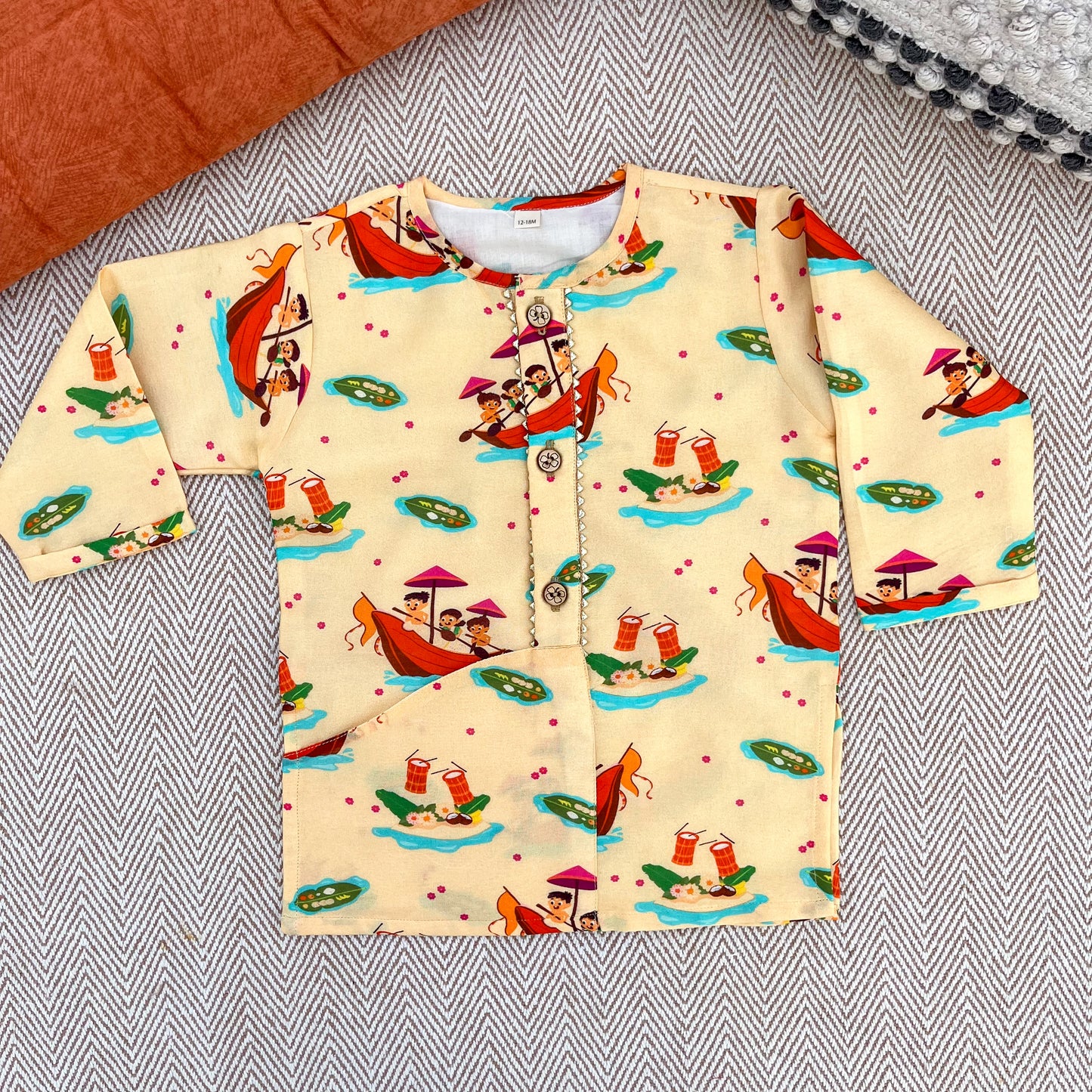 Mul Chanderi "Aaroo, Iro Iro Iro" kurta with Munddu
