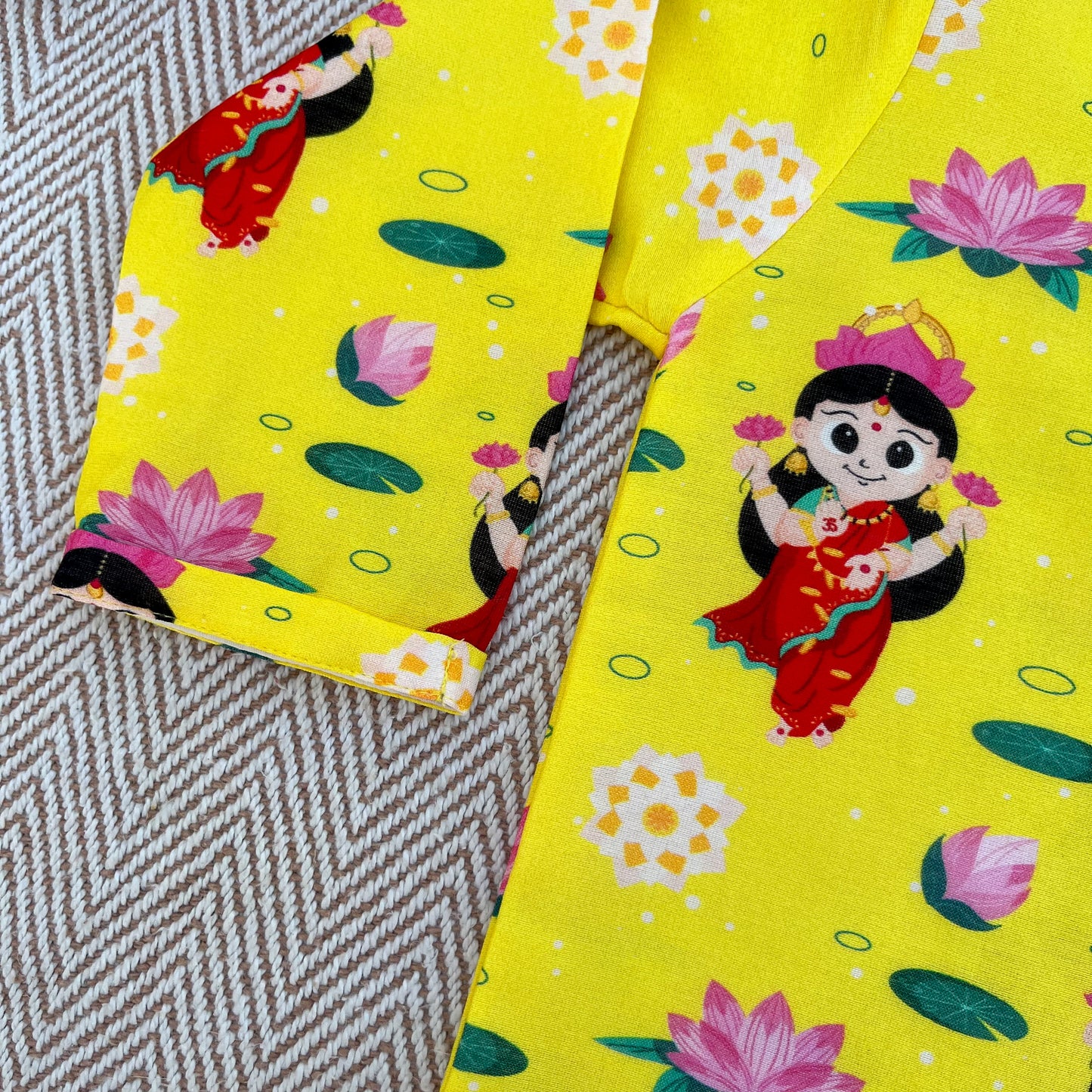 Chanderi Unisex 'Goddess Lakshmi' Kurta Set
