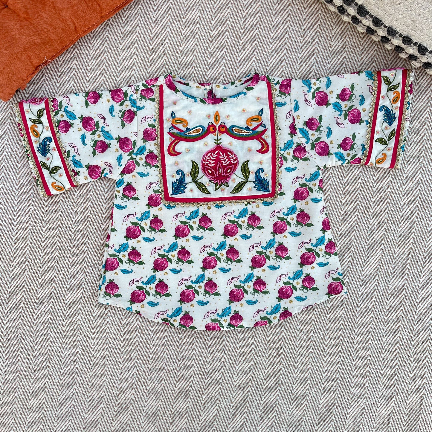 Chanderi 'Anaar and Peacock' Embroidered Kurta set for Girls