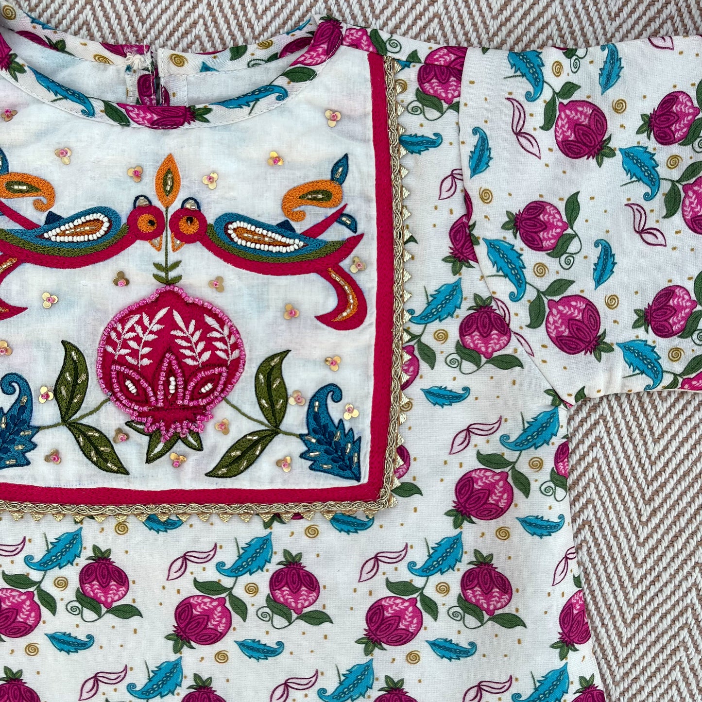 Chanderi 'Anaar and Peacock' Embroidered Kurta set for Girls
