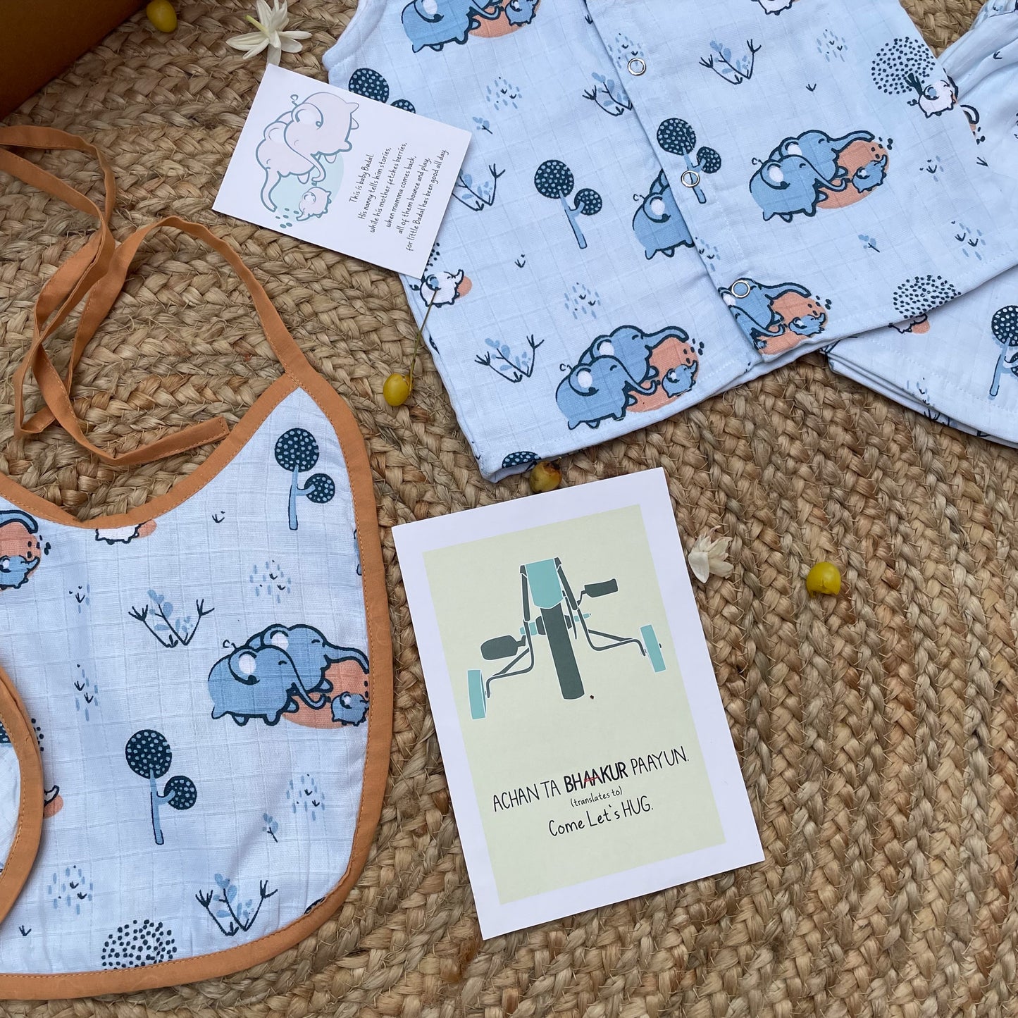 Elephant Clan Muslin Mini Gift Bundle(6 articles)