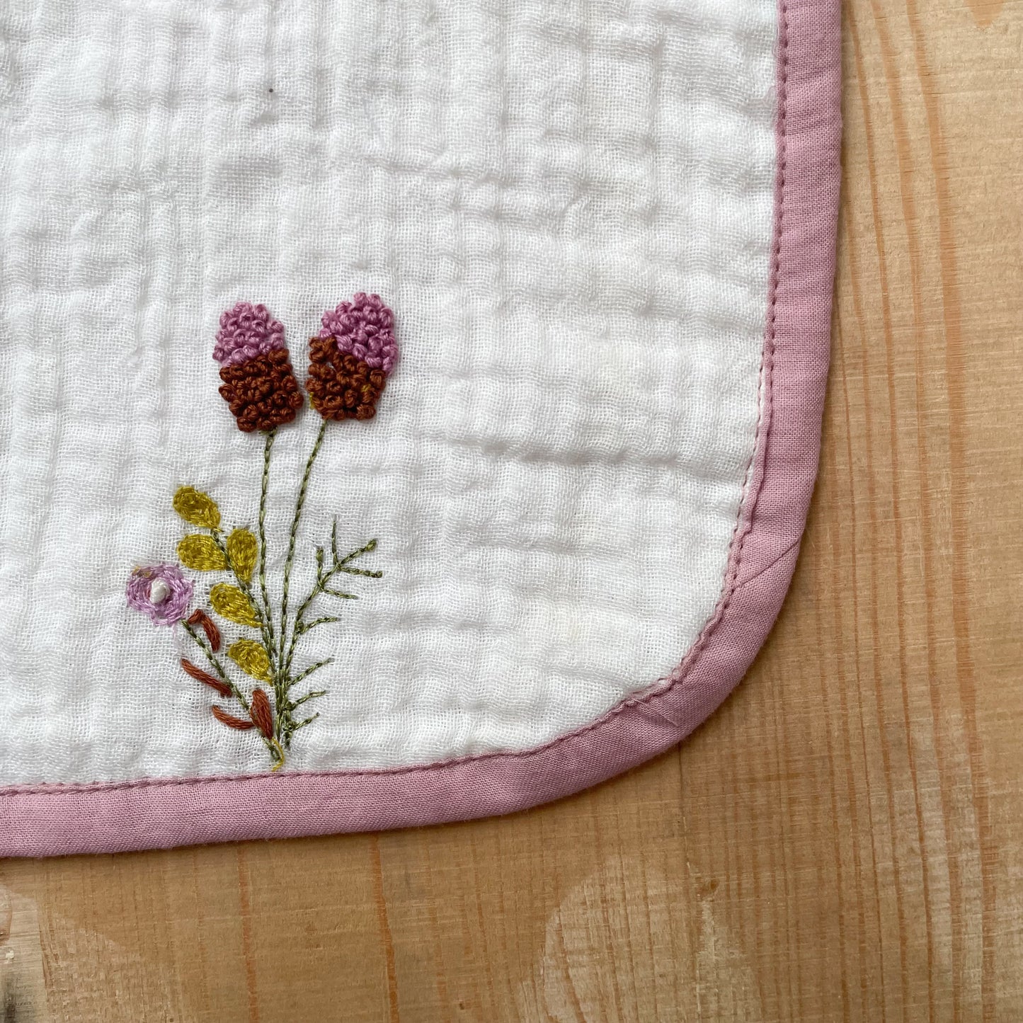 Crinkled Muslin Bibs for Babies
