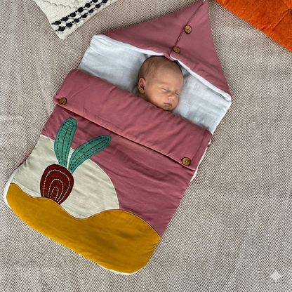 Beetroot Cake - Baby Carrier Nest