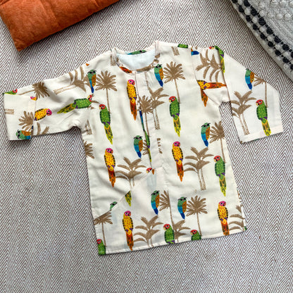 Mul Chanderi 'Parrot Party' Kurta Set for Boys