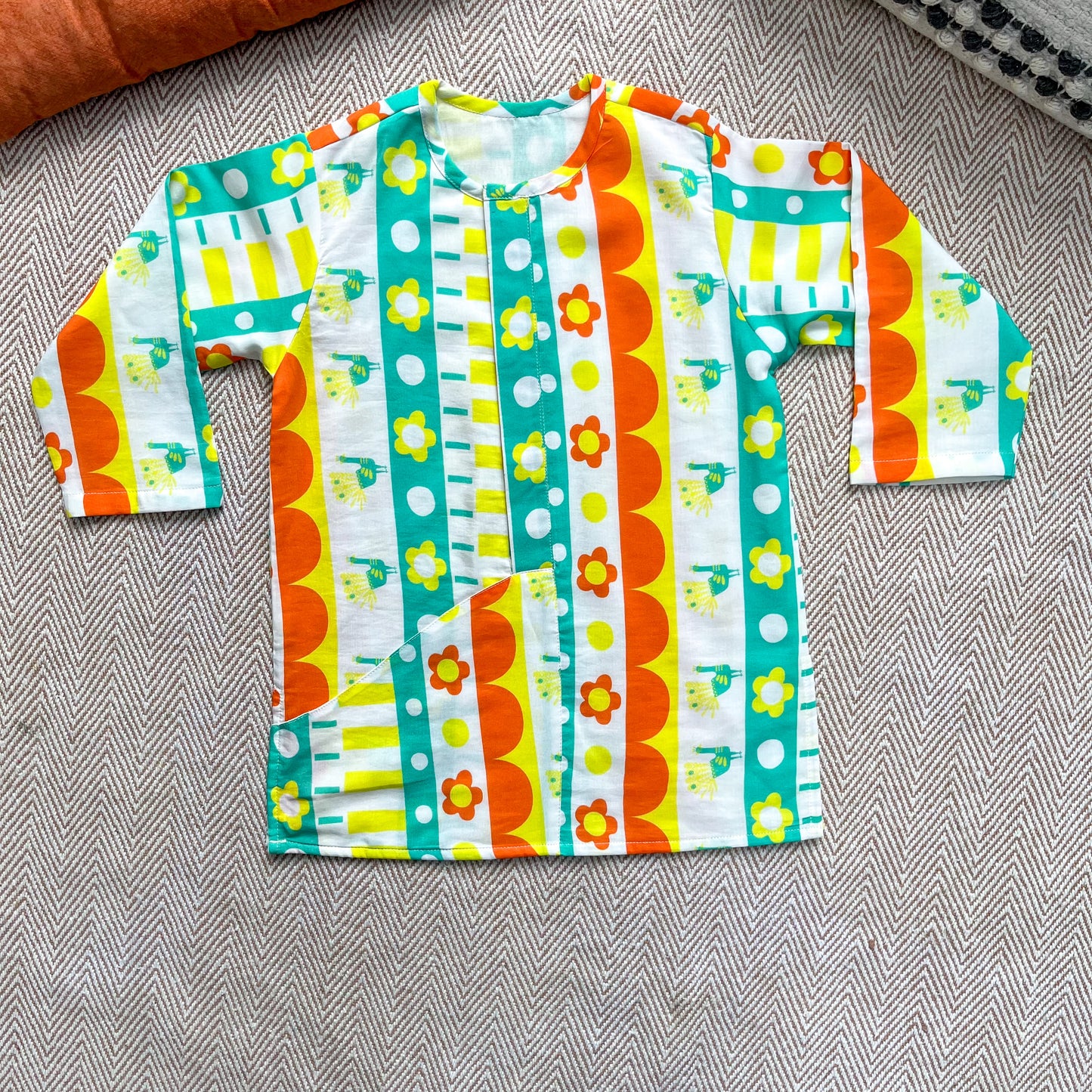 Mul Chanderi 'Rang Birangi Duniya' Kurta Set for Boys