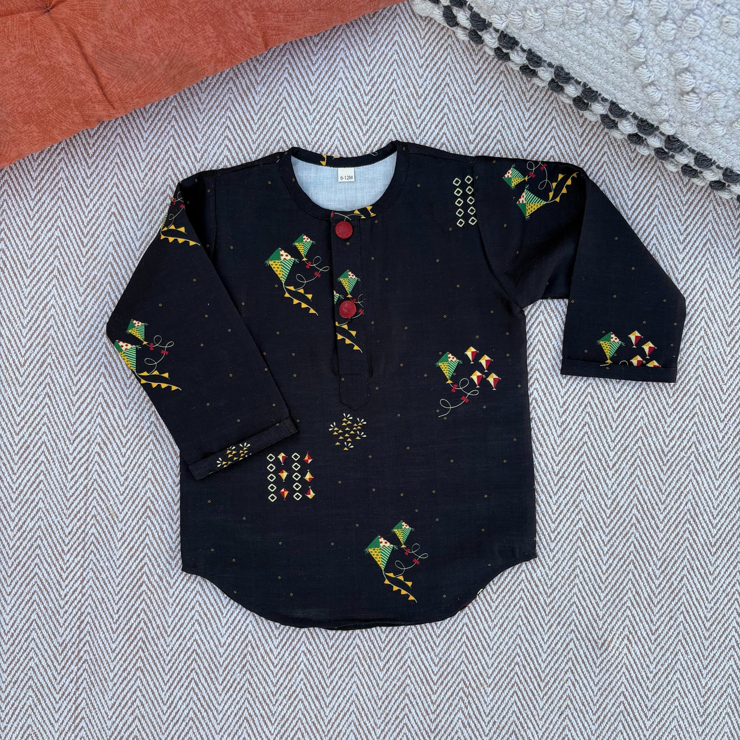 Chanderi Unisex Black Bandhej Kites Print Kurta