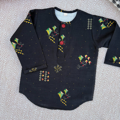 Chanderi Unisex Black Bandhej Kites Print Kurta