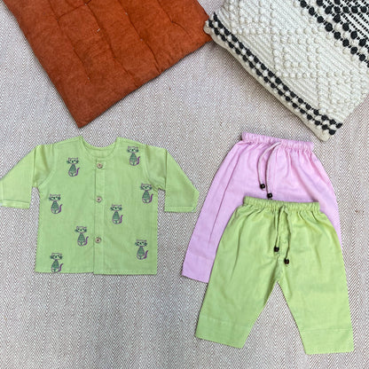 Organic Cotton Full Sleeves Jhabla with Two Pyjamas- cats