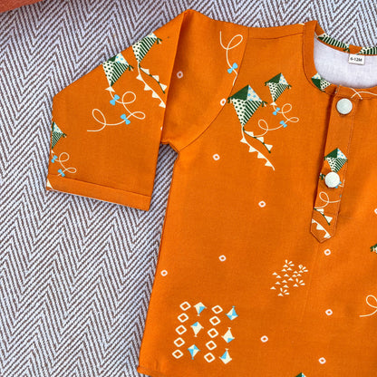 Chanderi Unisex Orange Bandhej Kites Print Kurta Set