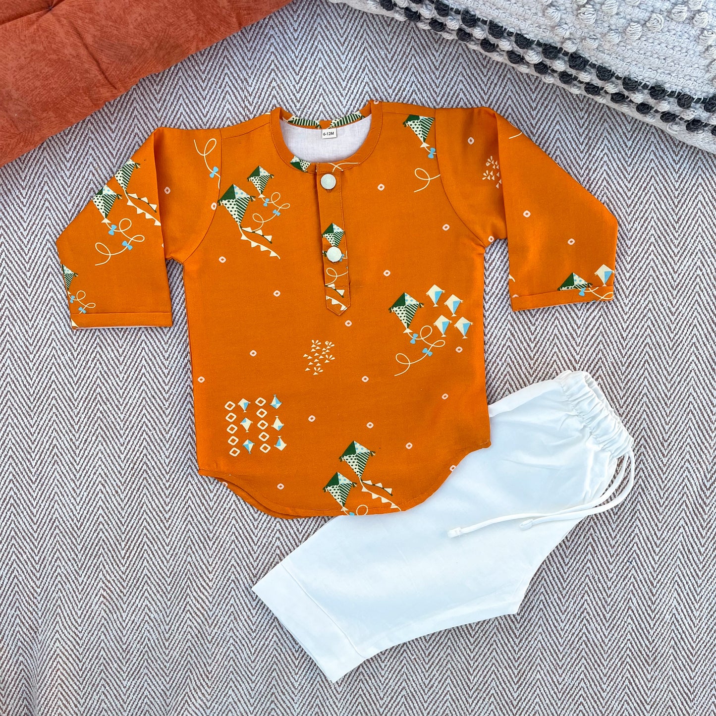 Chanderi Unisex Orange Bandhej Kites Print Kurta Set